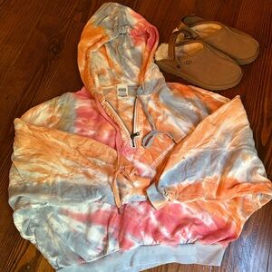 PINK Victoria's Secret Multicolor Zip-Up
